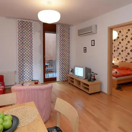 Aboriginal Apartment
