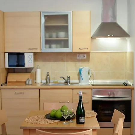 Apartment Aboriginal *